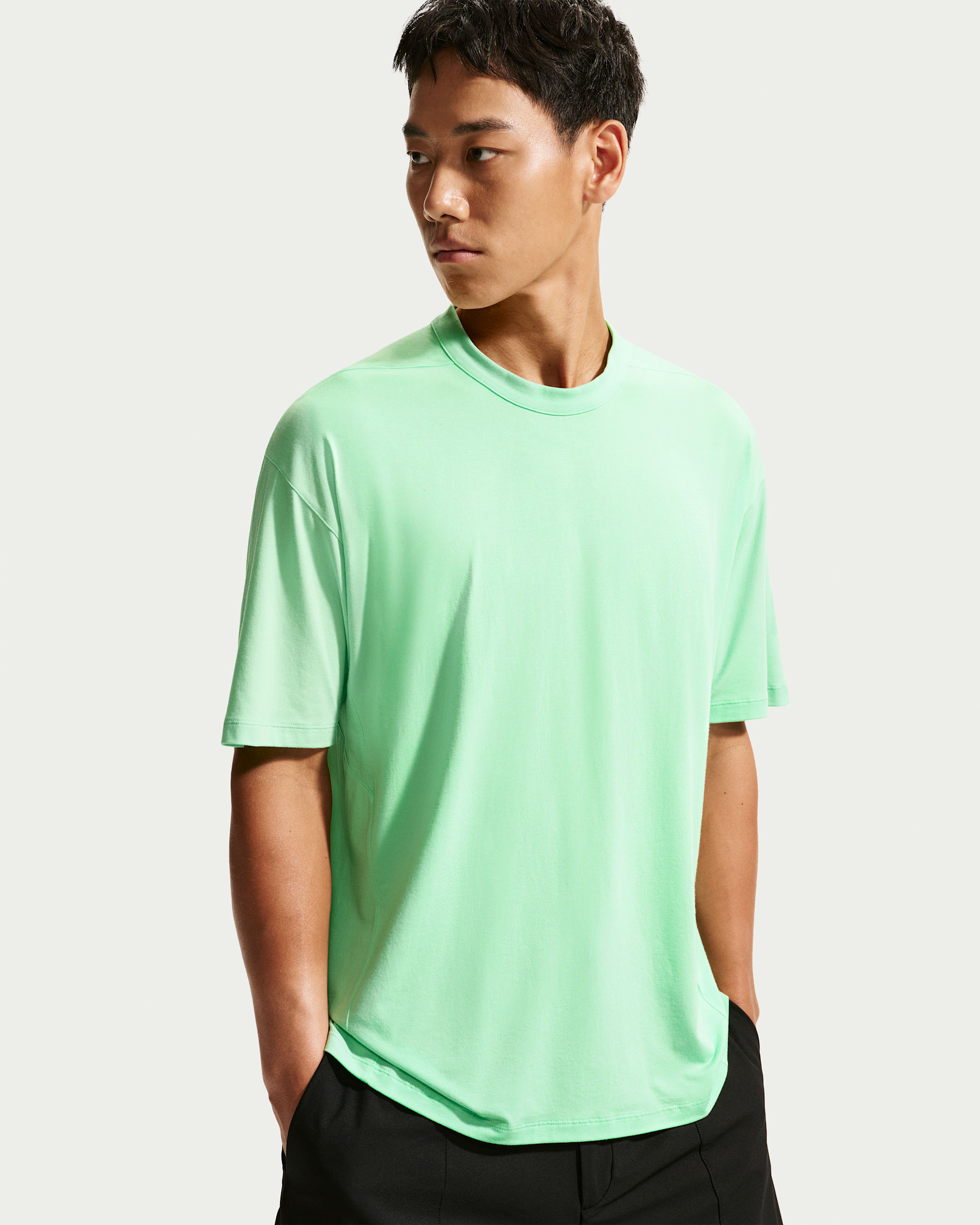 NIKE公式】ナイキ 24.7 ImpossiblySoft Light メンズ Dri-FIT ショート